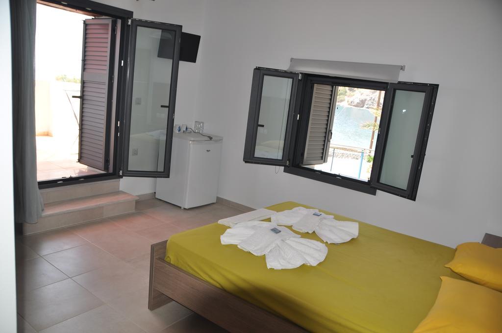 אגיה רומלי Paralia Guest House מראה חיצוני תמונה