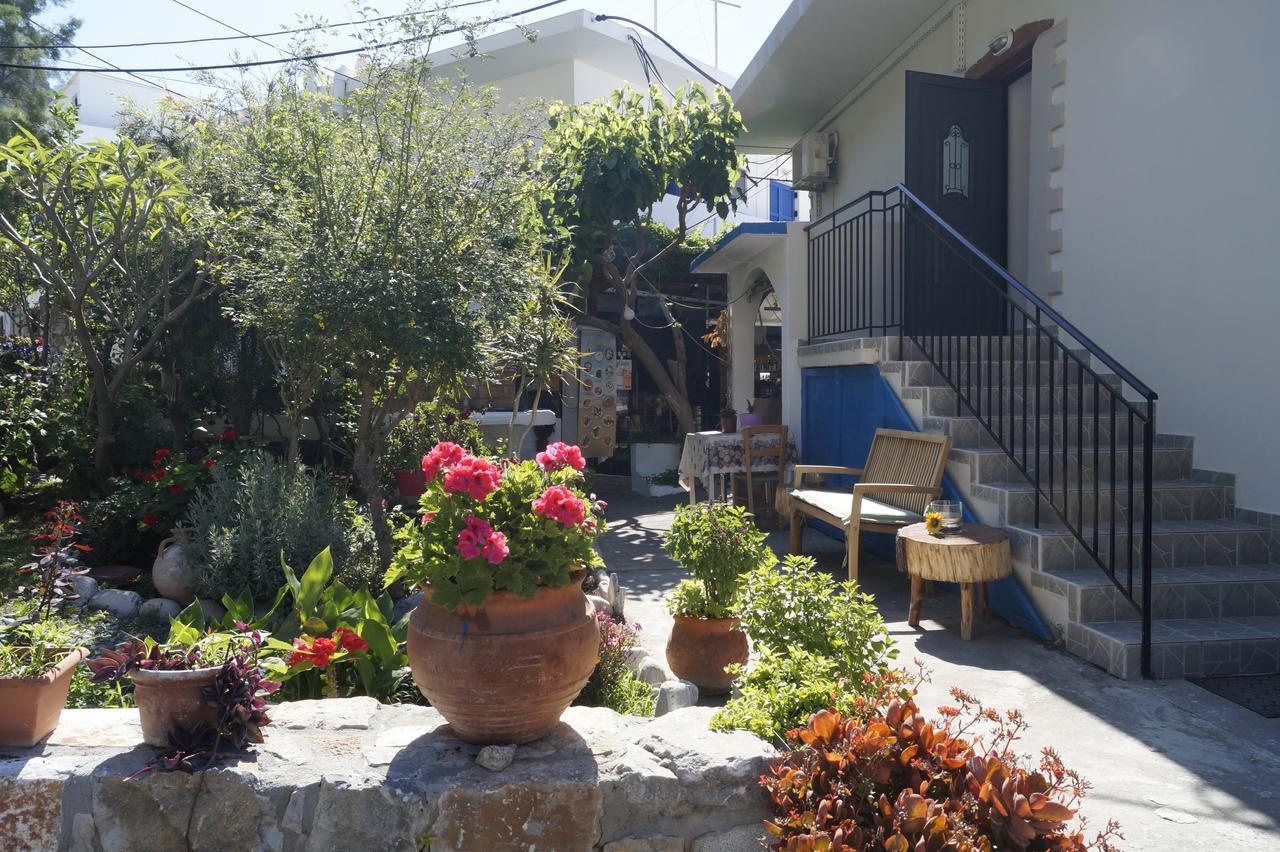 אגיה רומלי Paralia Guest House מראה חיצוני תמונה
